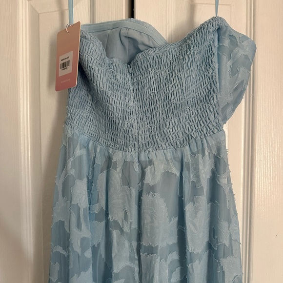 Sea kissed strapless hello Molly light blue maxi dress - Picture 6 of 8